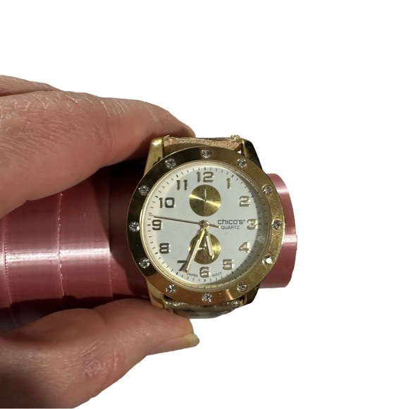 Chicos Womens Gold Tone White Dial Japan Quartz Movement Watch New Battery Flaw* - Picture 4 of 10